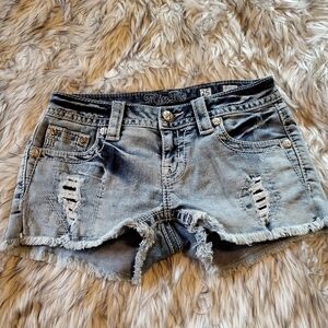 Miss Me Signature Shorts 25